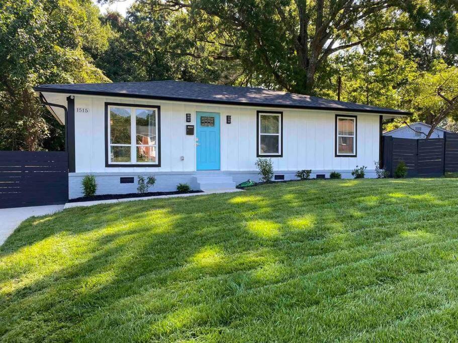 Modern Home Near Uptown Clt, Airport And More Charlotte Exterior photo